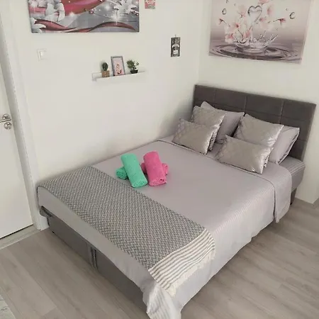 City Lux Square Apartment Szkopje Kültér fotó