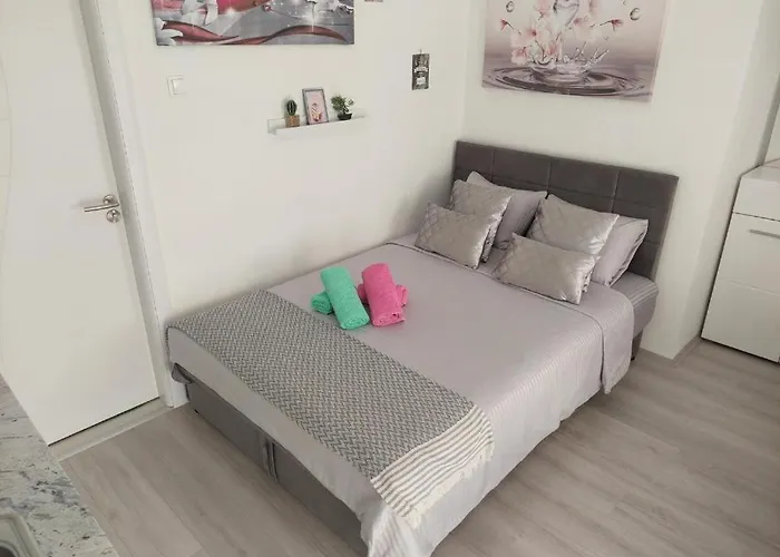 City Lux Square Apartment Skopje